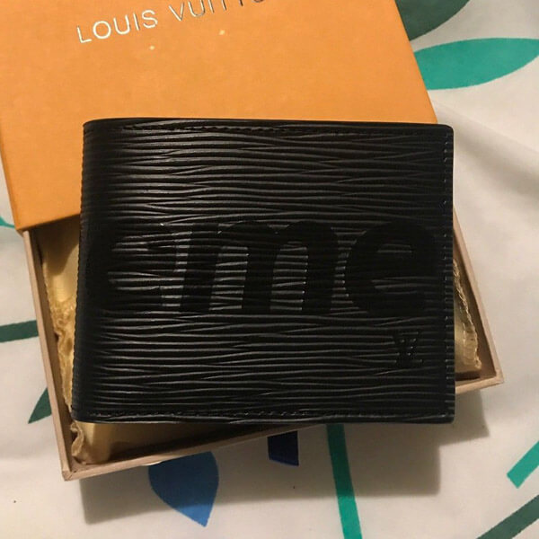 シュプリーム ルイヴィトン 財布コピー M67718 コラボ ポルトフォイユ・スレンダー 二つ折り財布(小銭入れなし)ブラック メンズ