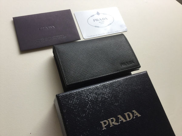 PRADA プラダキーケース コピー 大人気 サフィアーノ 名刺 / カードケース 2MC122 黒
