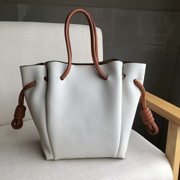 2019AW ロエベスーパーコピー ロエベ トートバッグ Flamenco Knot M Tote Bag 321.12.T31
